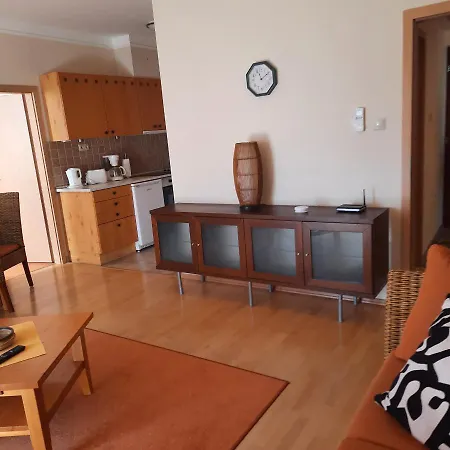 Kata Apartman Apartment Buk